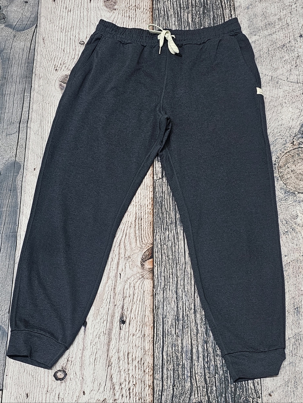 Vuori Performance Jogger Women's Size Small Dreamknit Charcoal Heather VW303